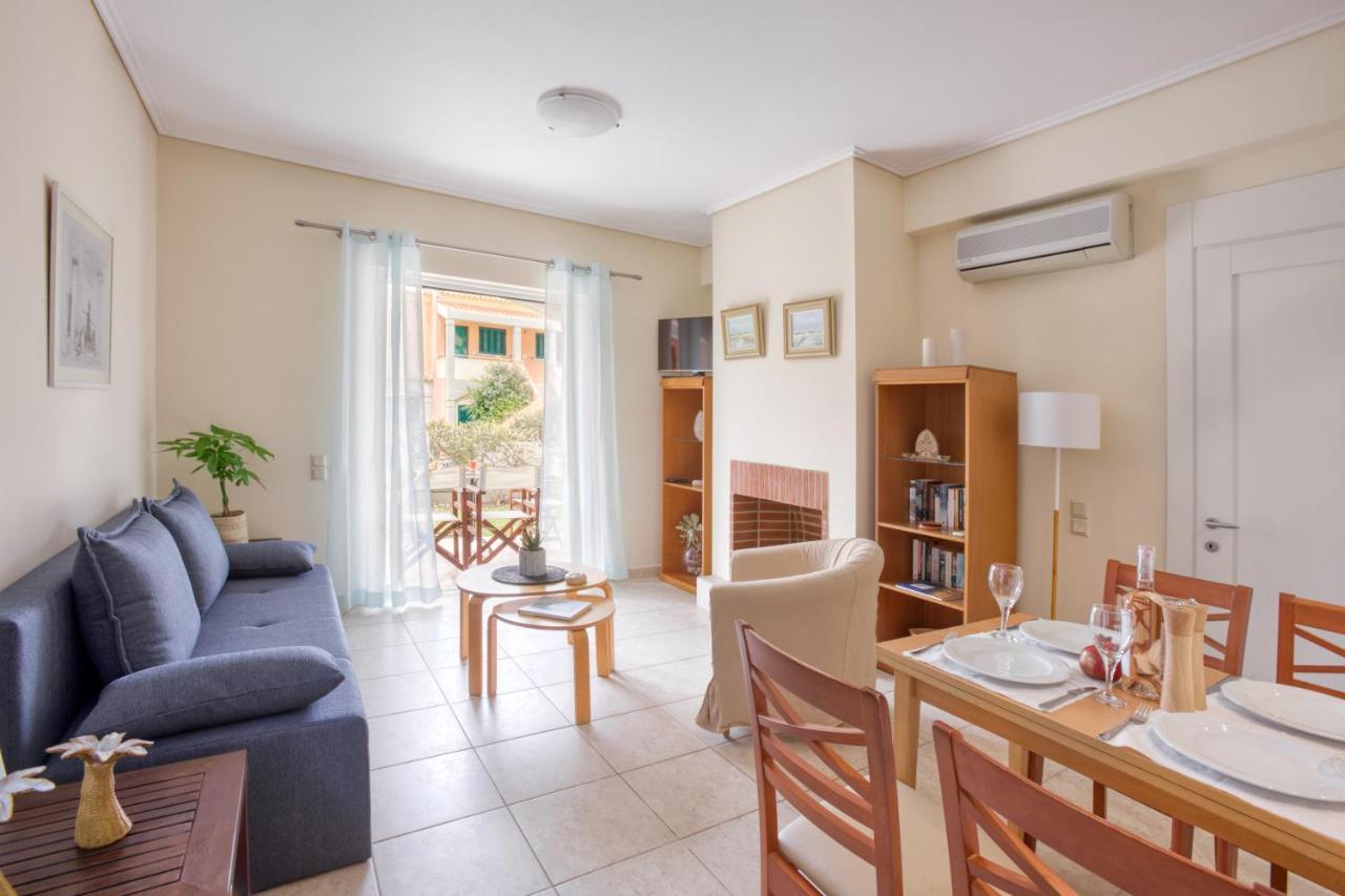 Dimeli Junior Apartment At The Beach Barbati Dış mekan fotoğraf